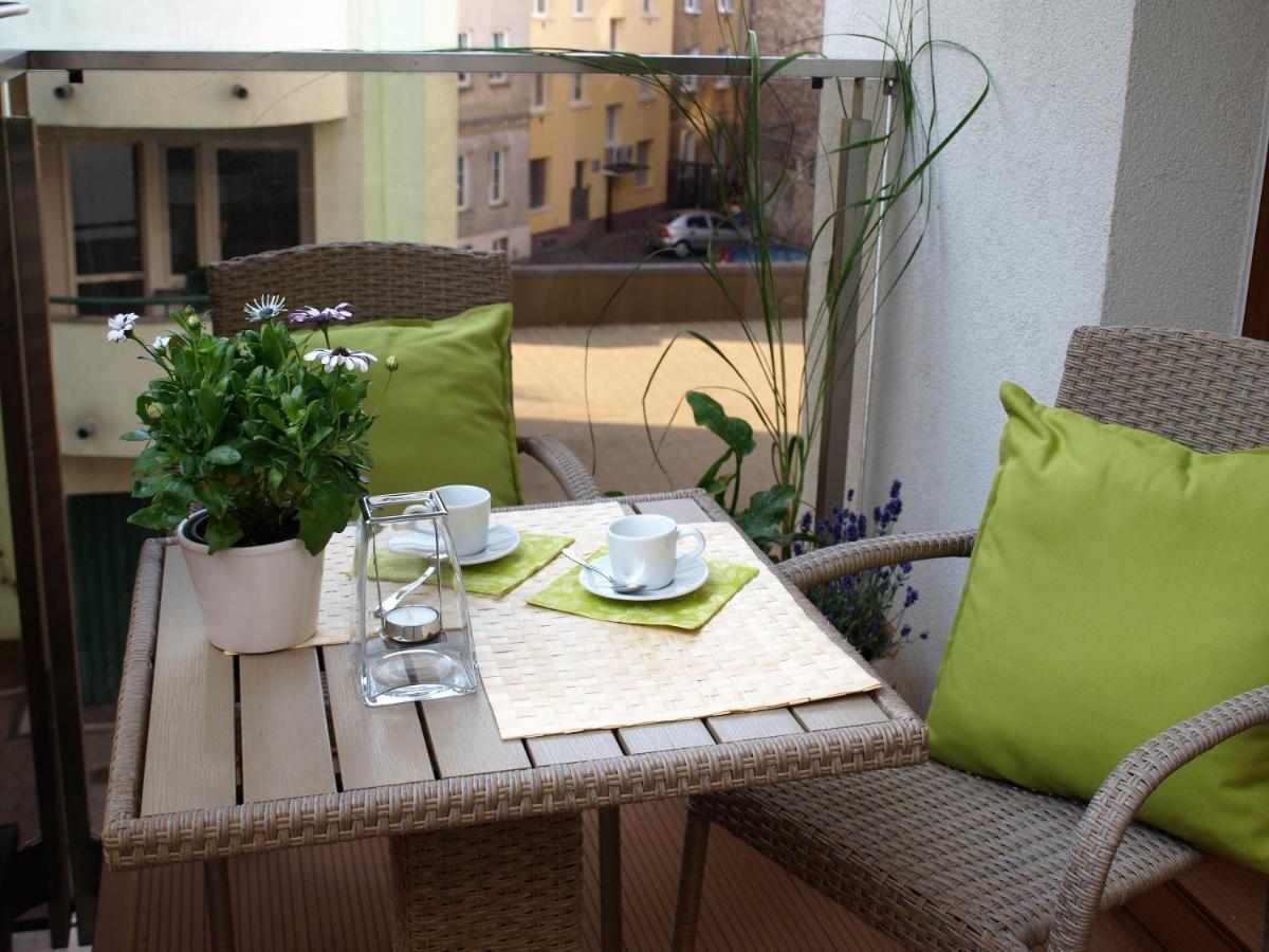 Apartament Metro Kowienska 华沙 外观 照片